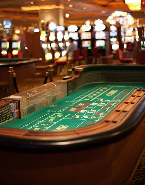 Slot game result screen showing spin outcome, payout amount, and transaction ID